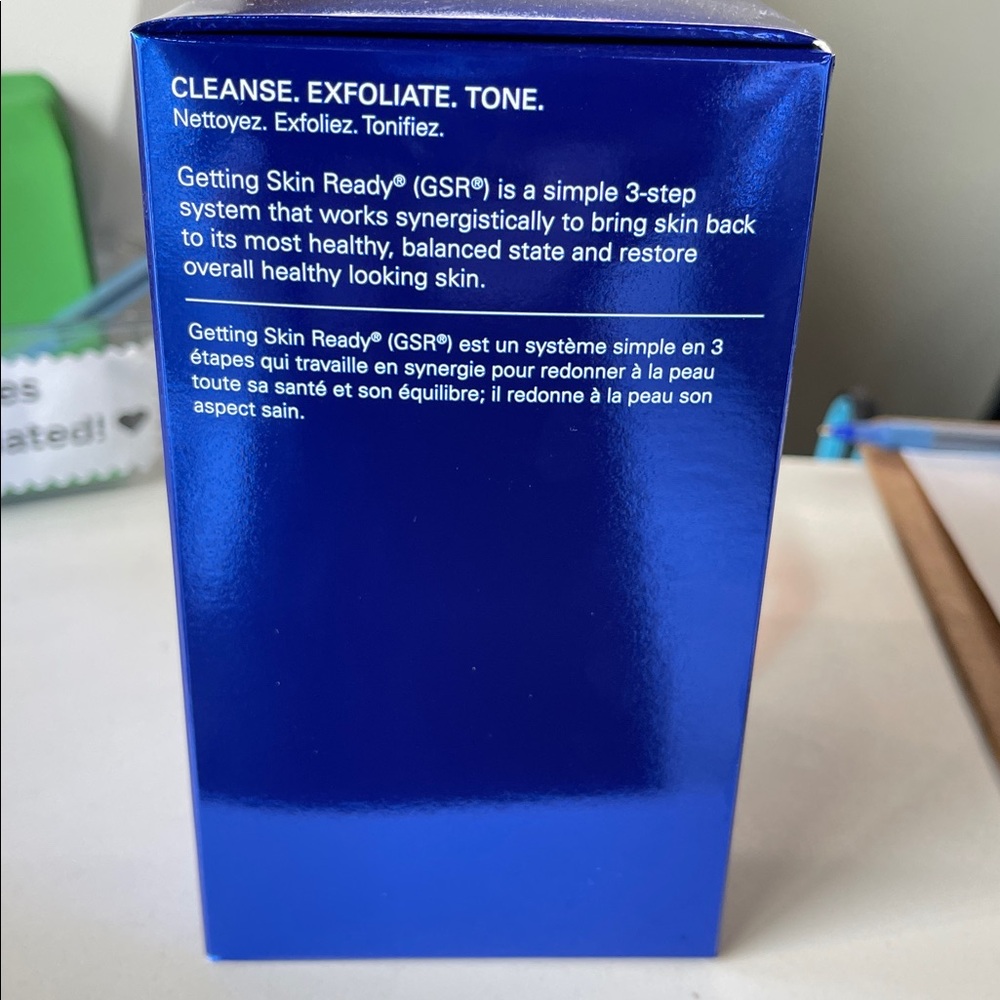 ZO Skincare Set - Picture 2 of 4